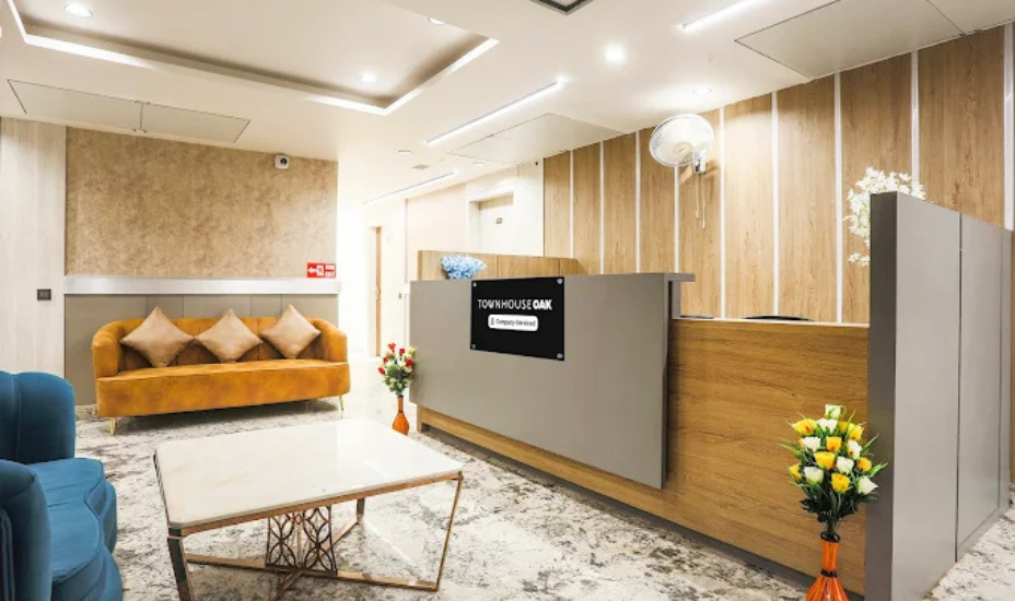 Super Townhouse Oak, Hisar