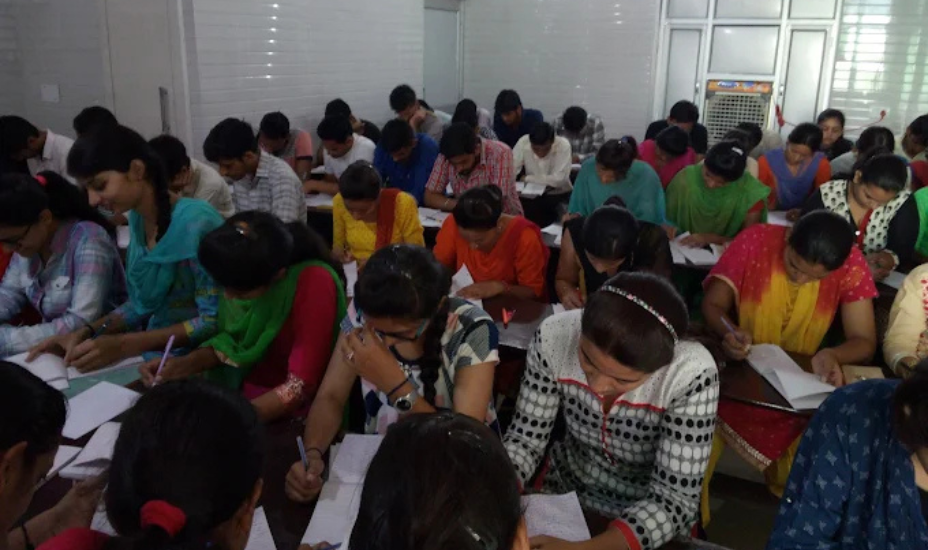 Advance Shorthand And Type College , Hisar