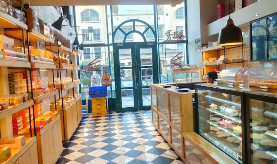 Midtown Bakery Café, Hisar