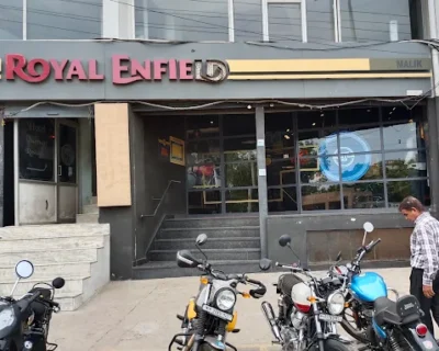 Royal-Enfield-Showroom-Malik-Automobiles
