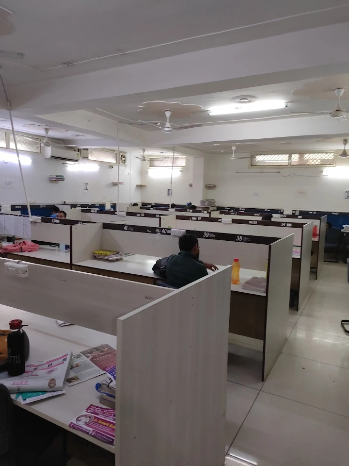 Reader’s Garden Library , Hisar